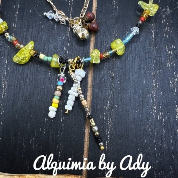 Layered colorful charms necklace with peridot - Picture 1 of 4